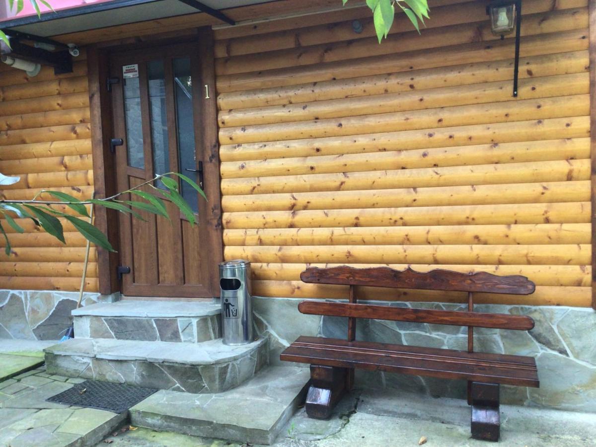 Flat Apartment Yaremche Bagian luar foto